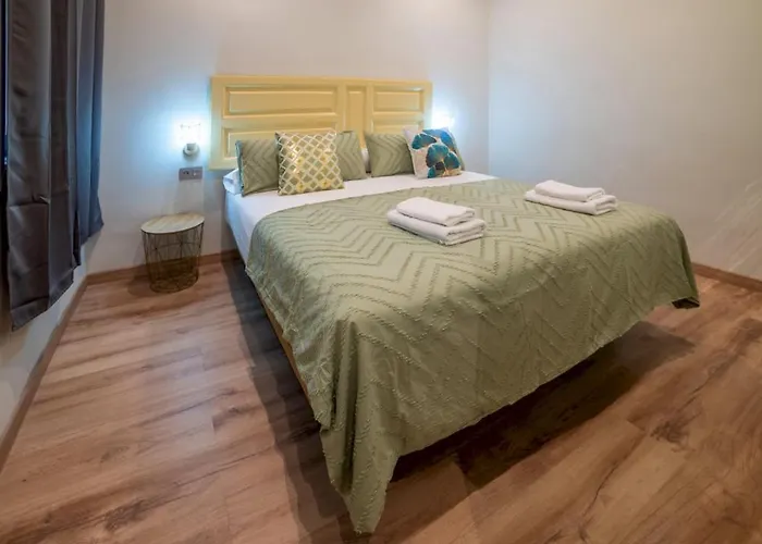 Modern Refurbished-2Bedrooms 1.5Bathrs-Justicia